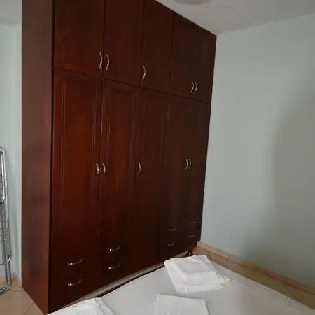 Apartamento First Line Orange 2 *